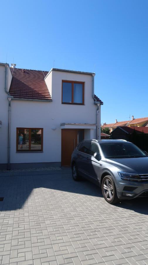 Veritas House Mikulov Exterior photo